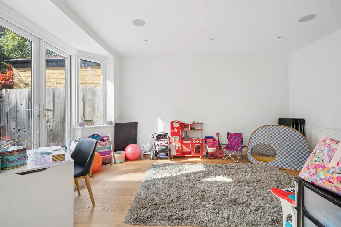 Barrow Point Avenue, Pinner, HA5, photo 5