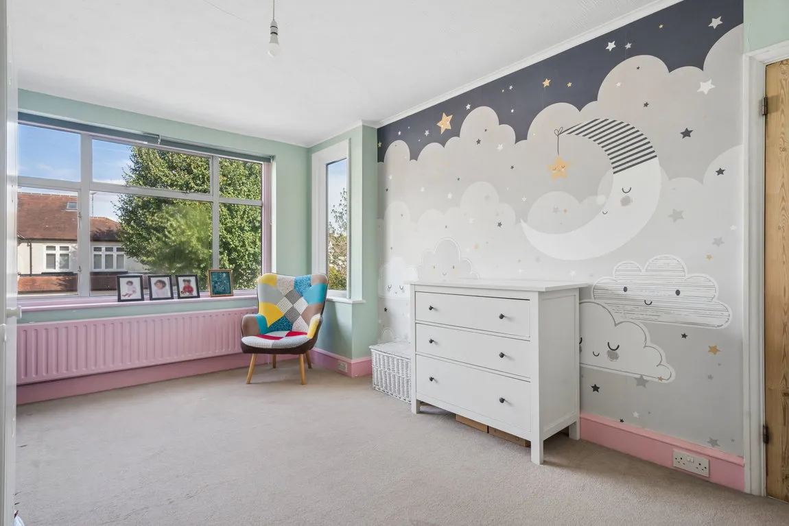 Barrow Point Avenue, Pinner, HA5, photo 8