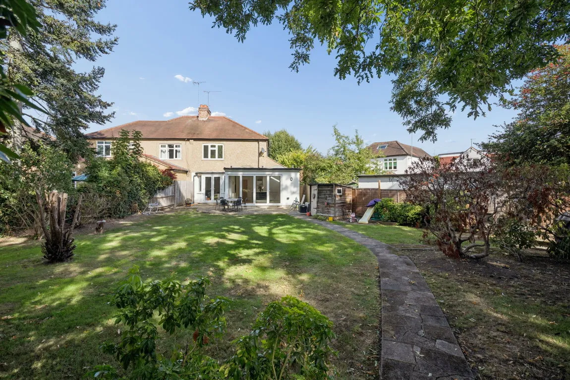 Barrow Point Avenue, Pinner, HA5, photo 14