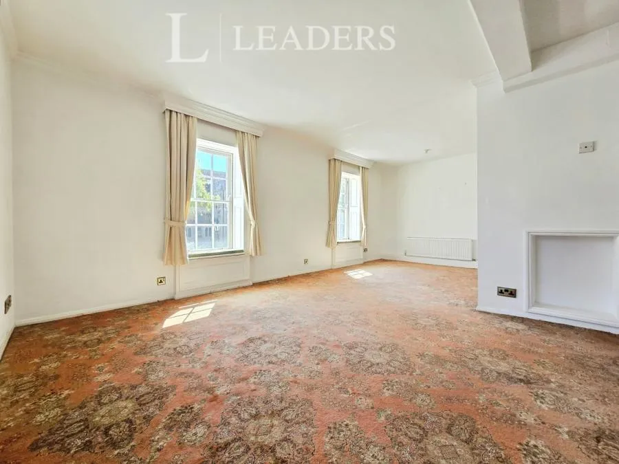 Lombard Street, Portsmouth, PO1, photo 15