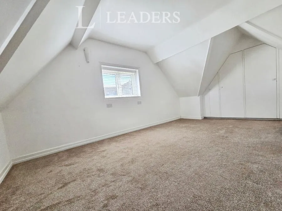 Lombard Street, Portsmouth, PO1, photo 23