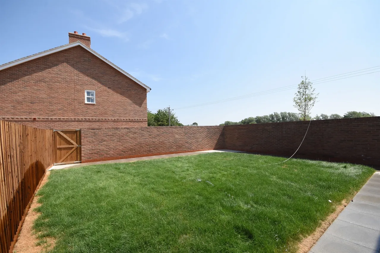 Small Acres, Hatfield Peverel, CM3, photo 18