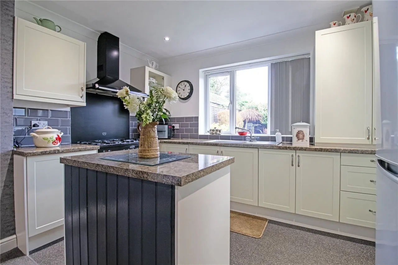 High Street, Yaddlethorpe, DN17, photo 6