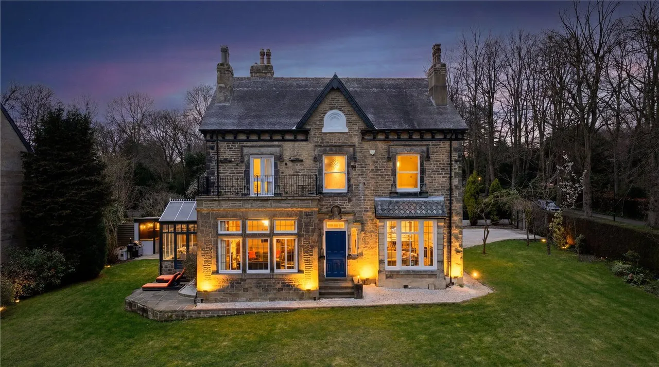 9 bed house for sale, Old Park Road, Roundhay, LS8