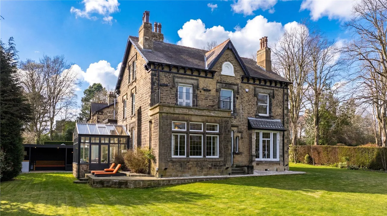 Old Park Road, Roundhay, LS8, photo 24