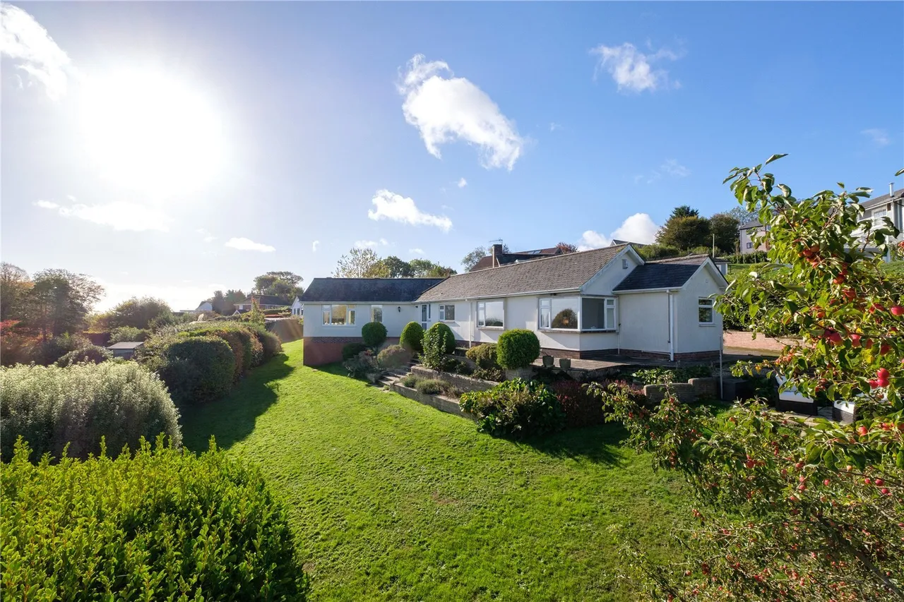 Clappentail Lane, Lyme Regis, DT7, photo 32