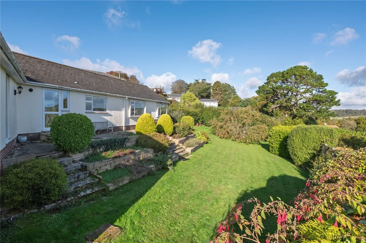 Clappentail Lane, Lyme Regis, DT7, photo 34