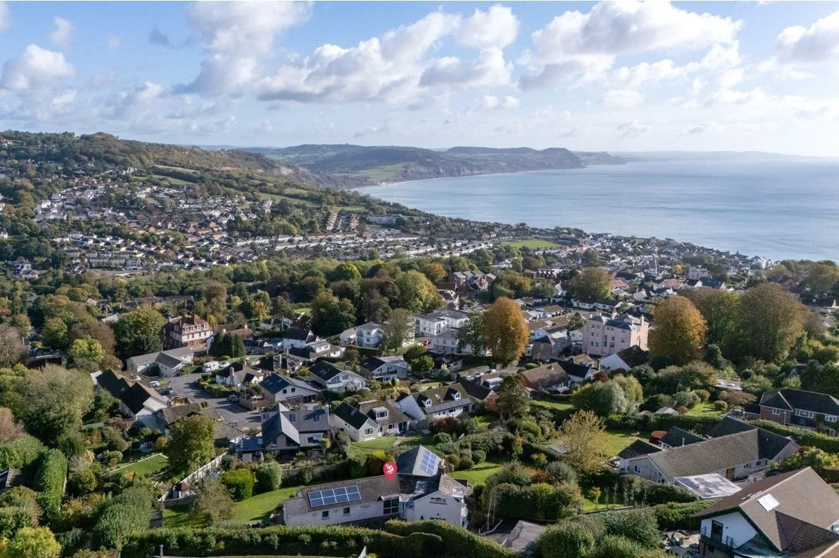 Clappentail Lane, Lyme Regis, DT7, photo 4