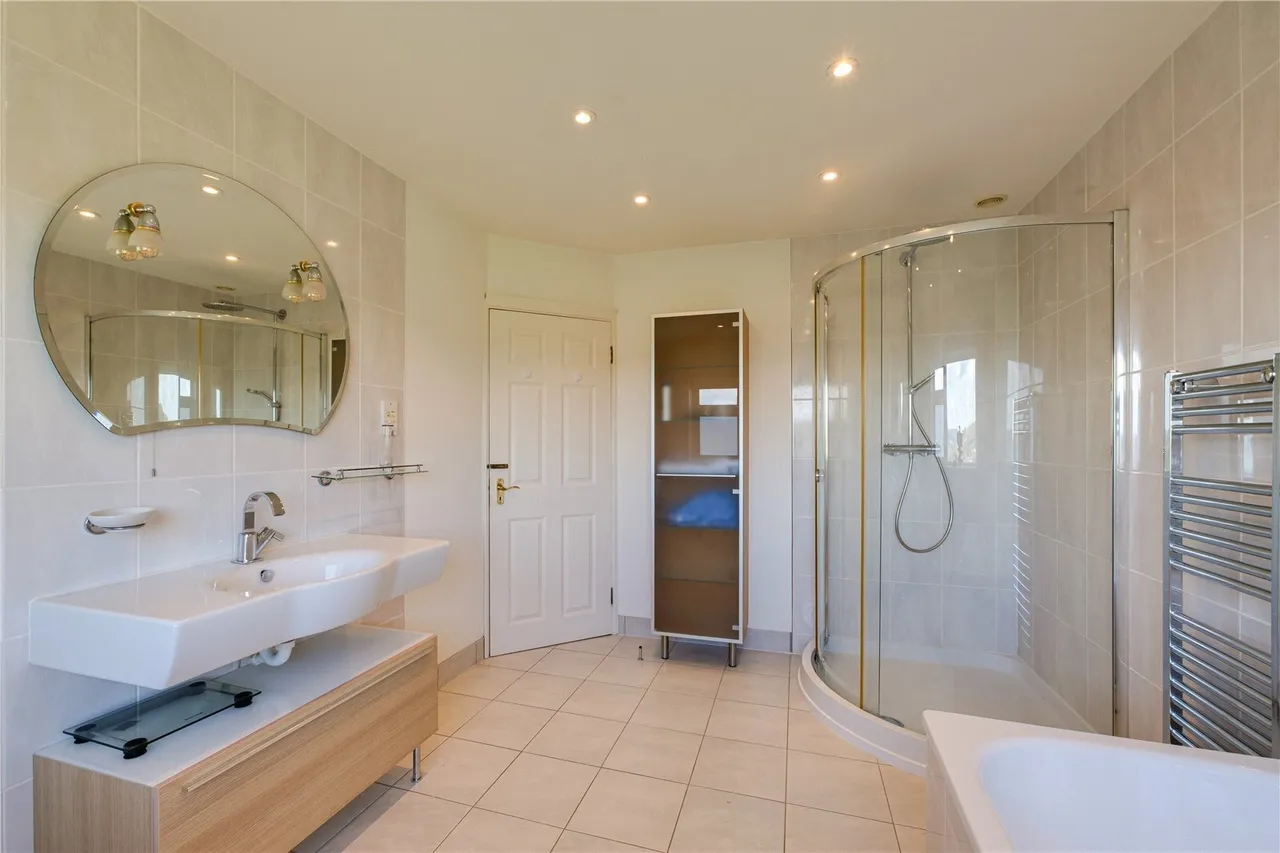 Clappentail Lane, Lyme Regis, DT7, photo 28