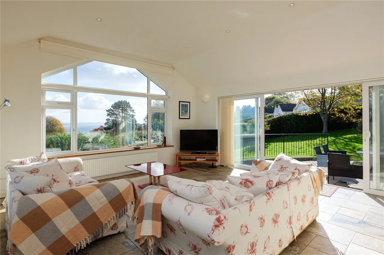 Clappentail Lane, Lyme Regis, DT7, photo 7