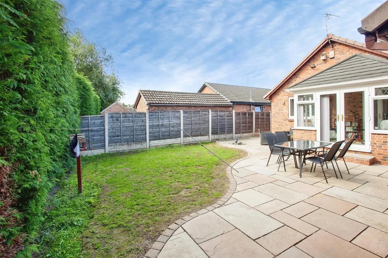 Billingley Drive, Thurnscoe, S63, photo 25