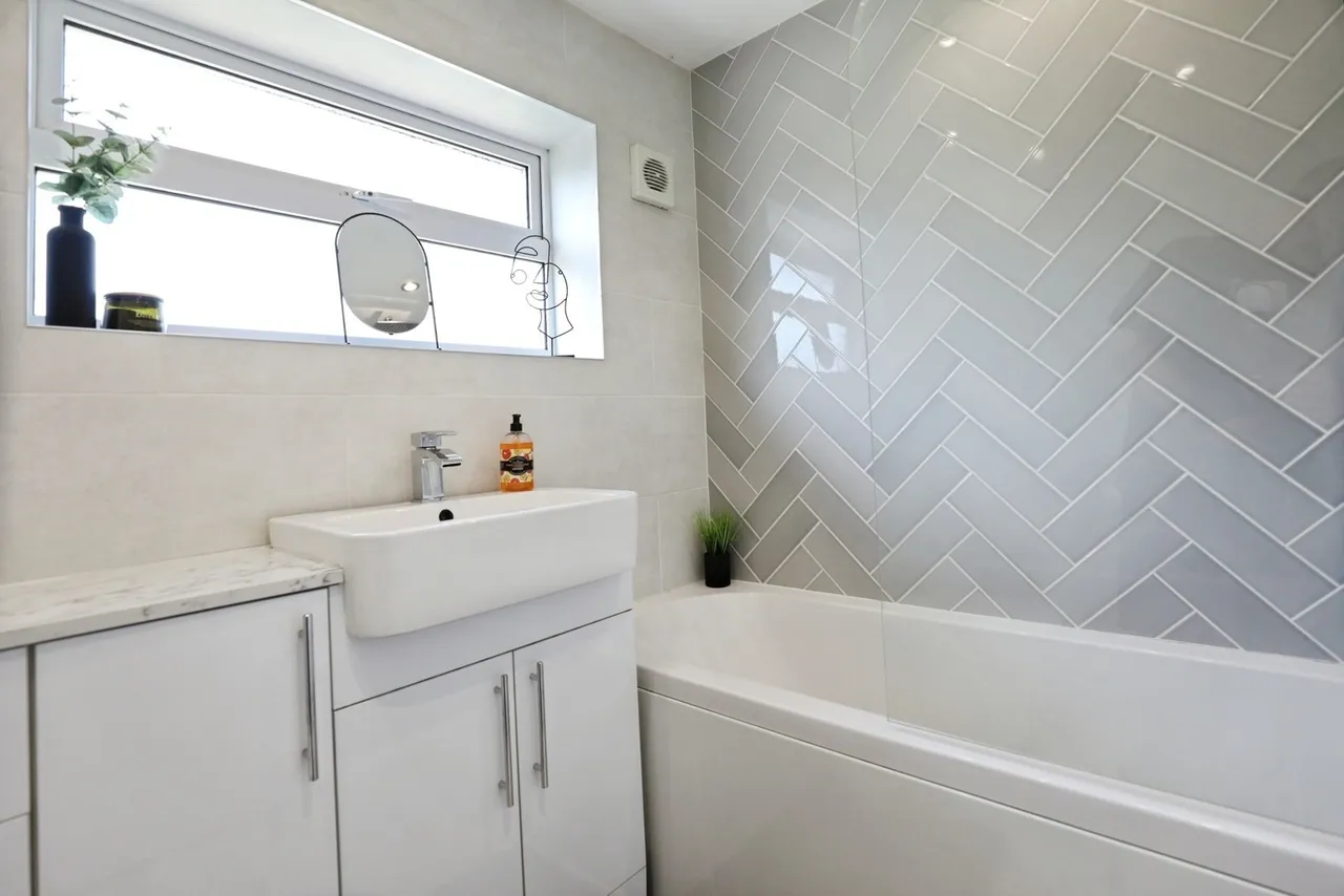Wistaston Avenue, Wistaston, Crewe, Cheshire, CW2, photo 18