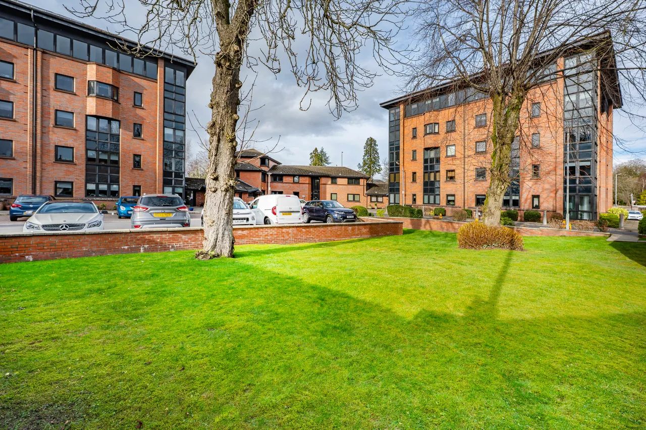 Fenwick Place, Giffnock, G46, photo 18