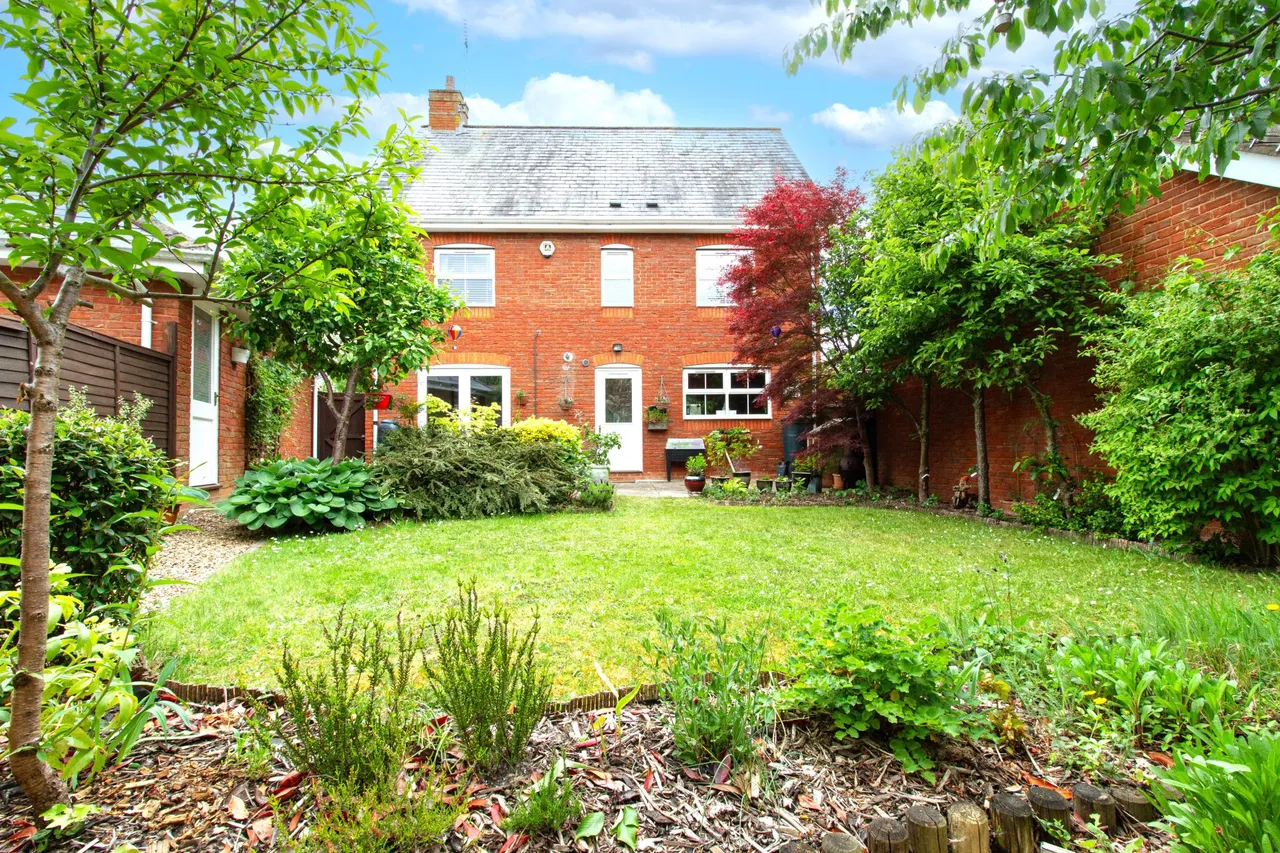 Upton Grey Drive, Fleet, GU51 1EG, photo 14