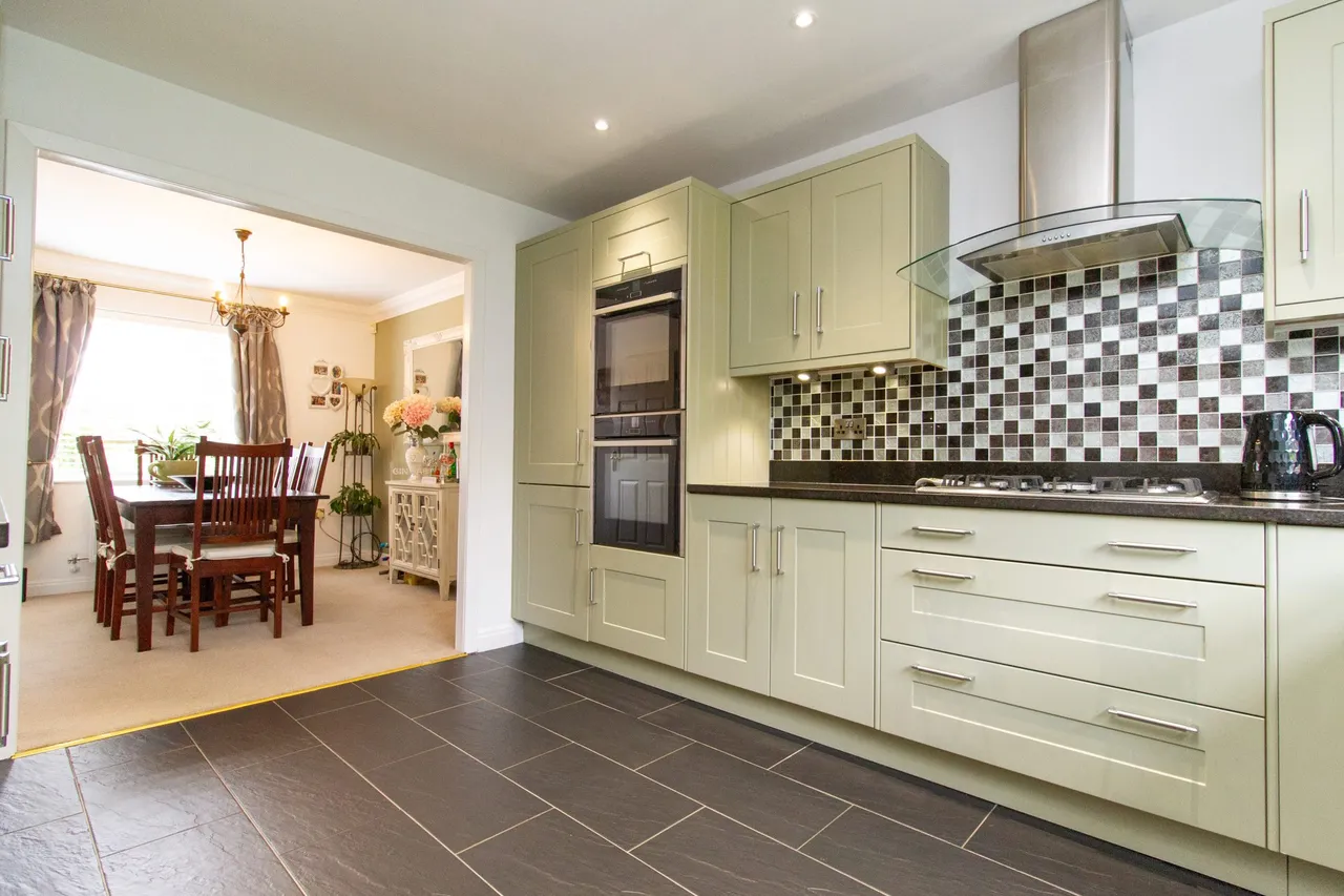 Upton Grey Drive, Fleet, GU51 1EG, photo 6