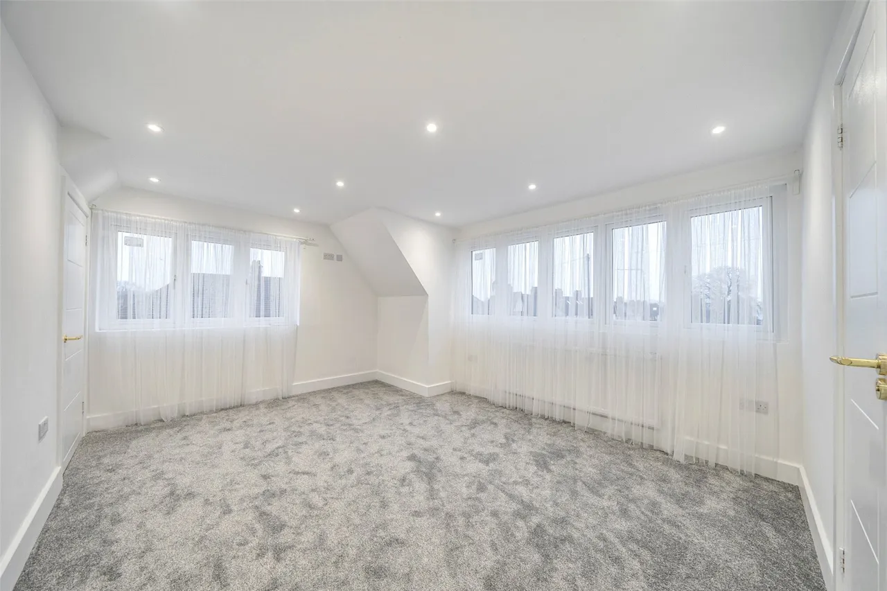 Manse Way, BR8, photo 23