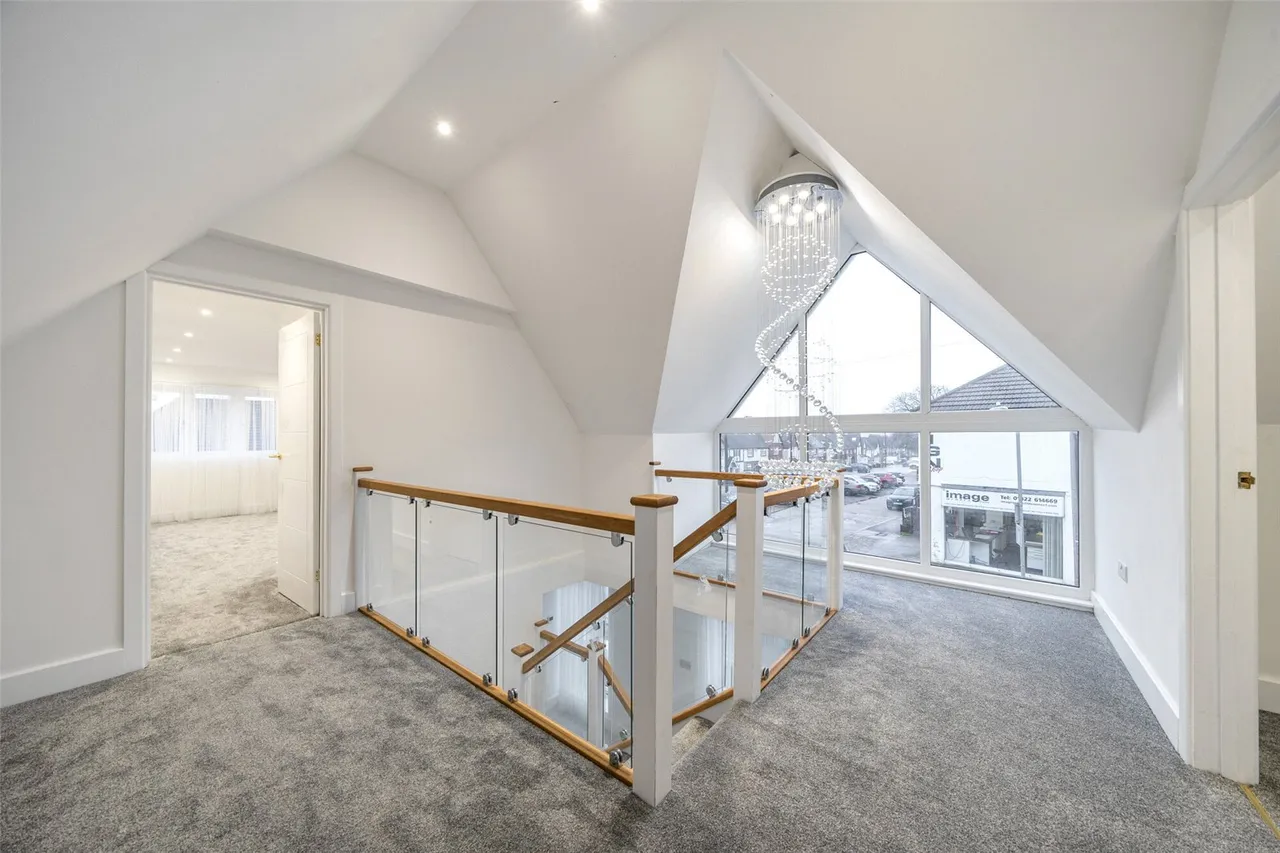 Manse Way, BR8, photo 11
