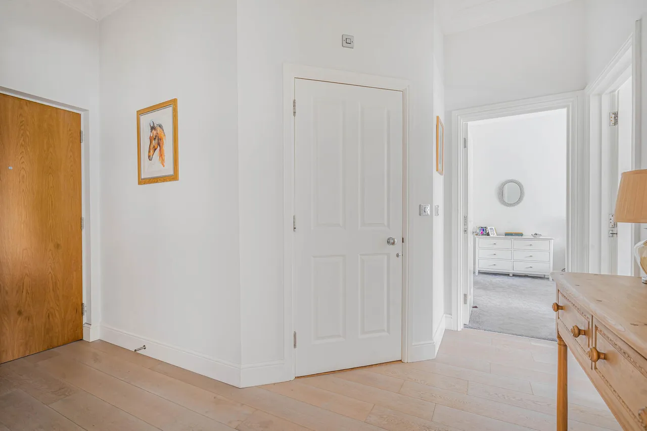 Bury Road, Newmarket, CB8, photo 10