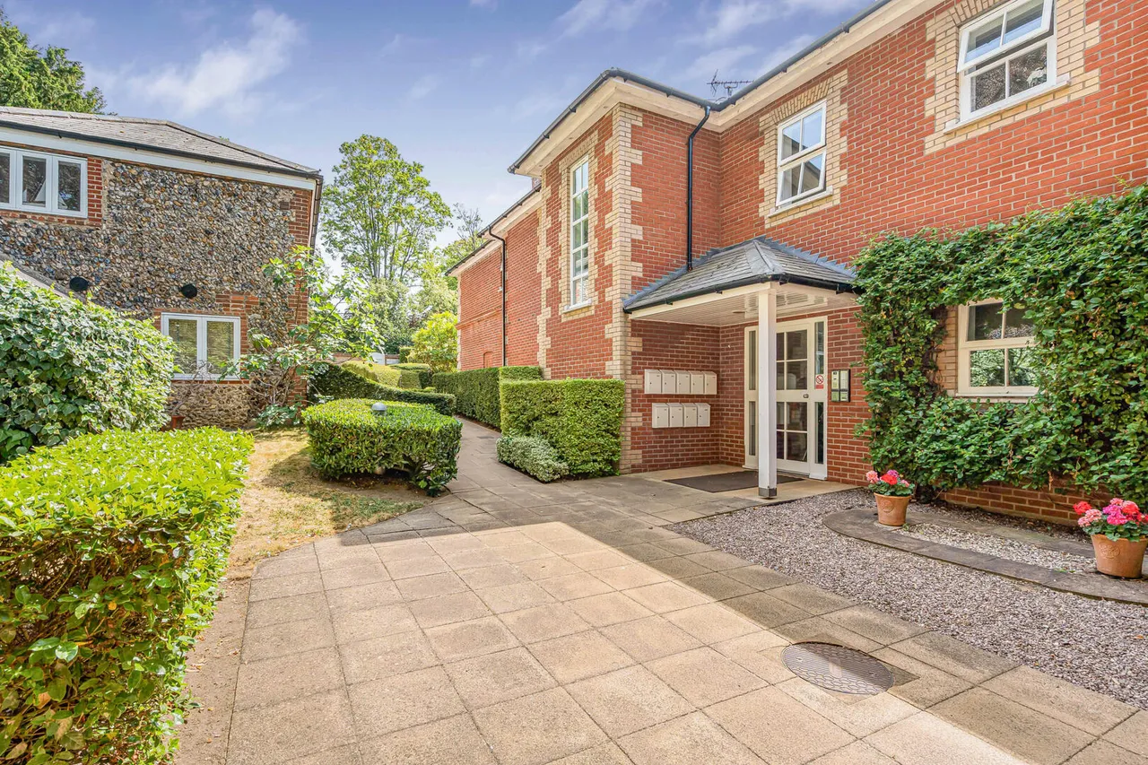 Bury Road, Newmarket, CB8, photo 21