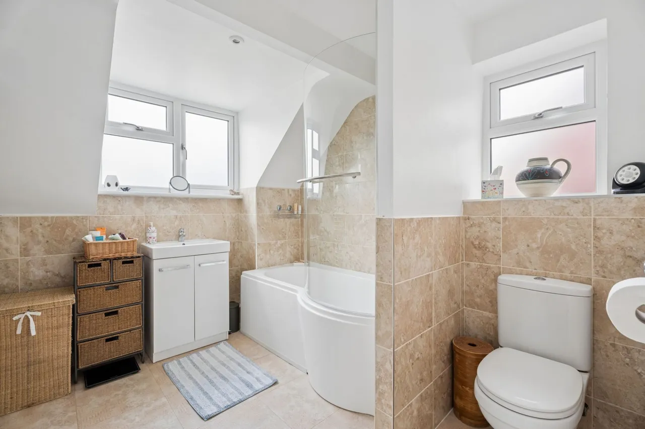 Clarendon Road, Prestwood, HP16, photo 14
