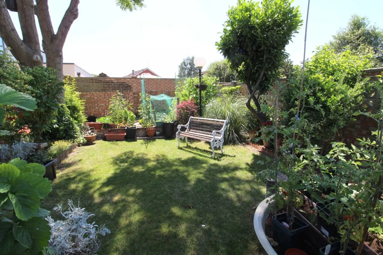 Springfield Road, Ashford, TW15, photo 21