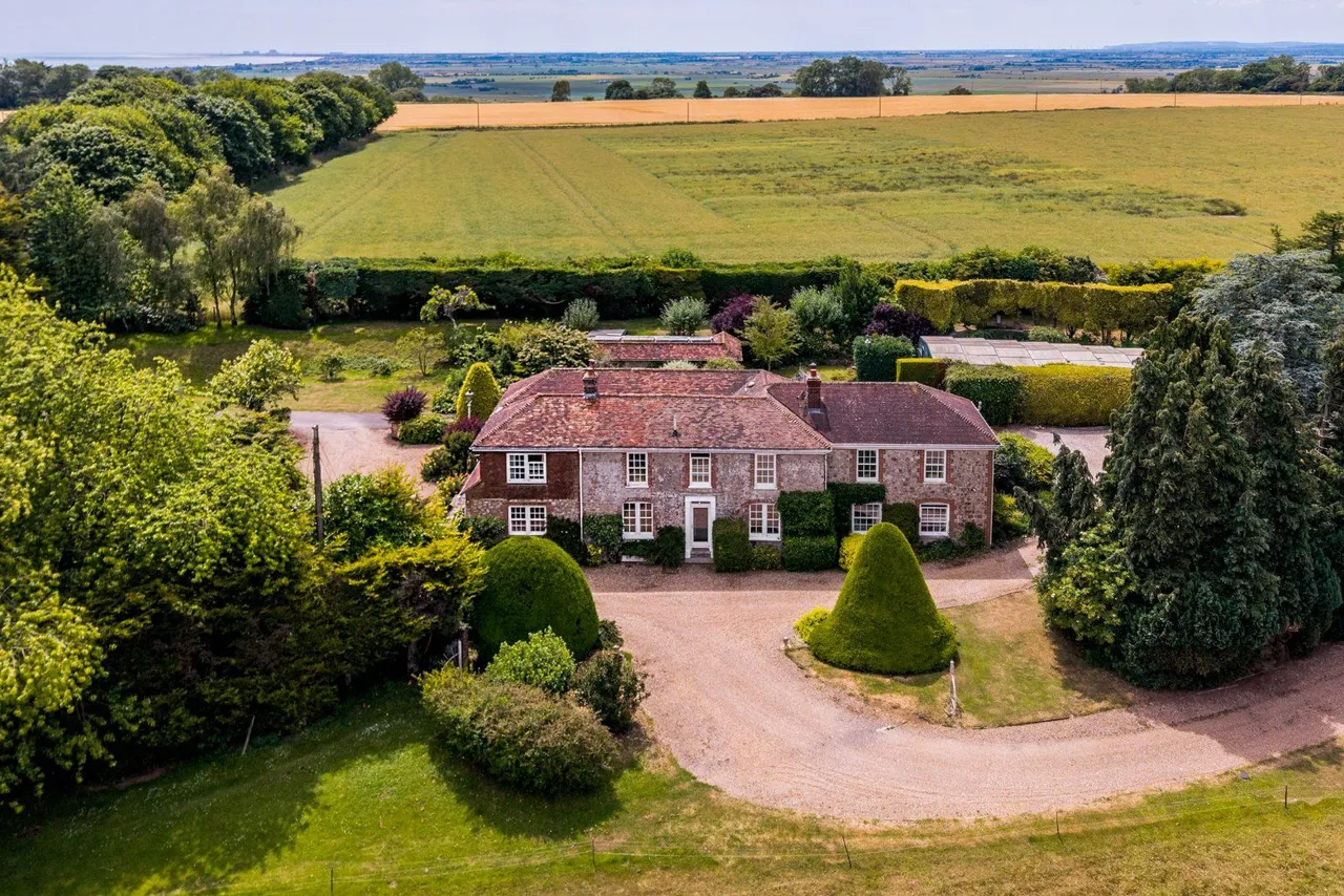 Court-At-Street, Hythe, Kent, CT21 4PE, photo 3