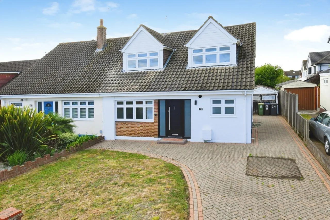 Eastern Road, RAYLEIGH, Essex, SS6, photo 16