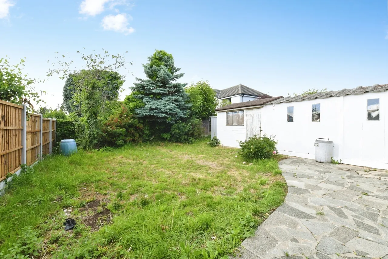 Eastern Road, RAYLEIGH, Essex, SS6, photo 20
