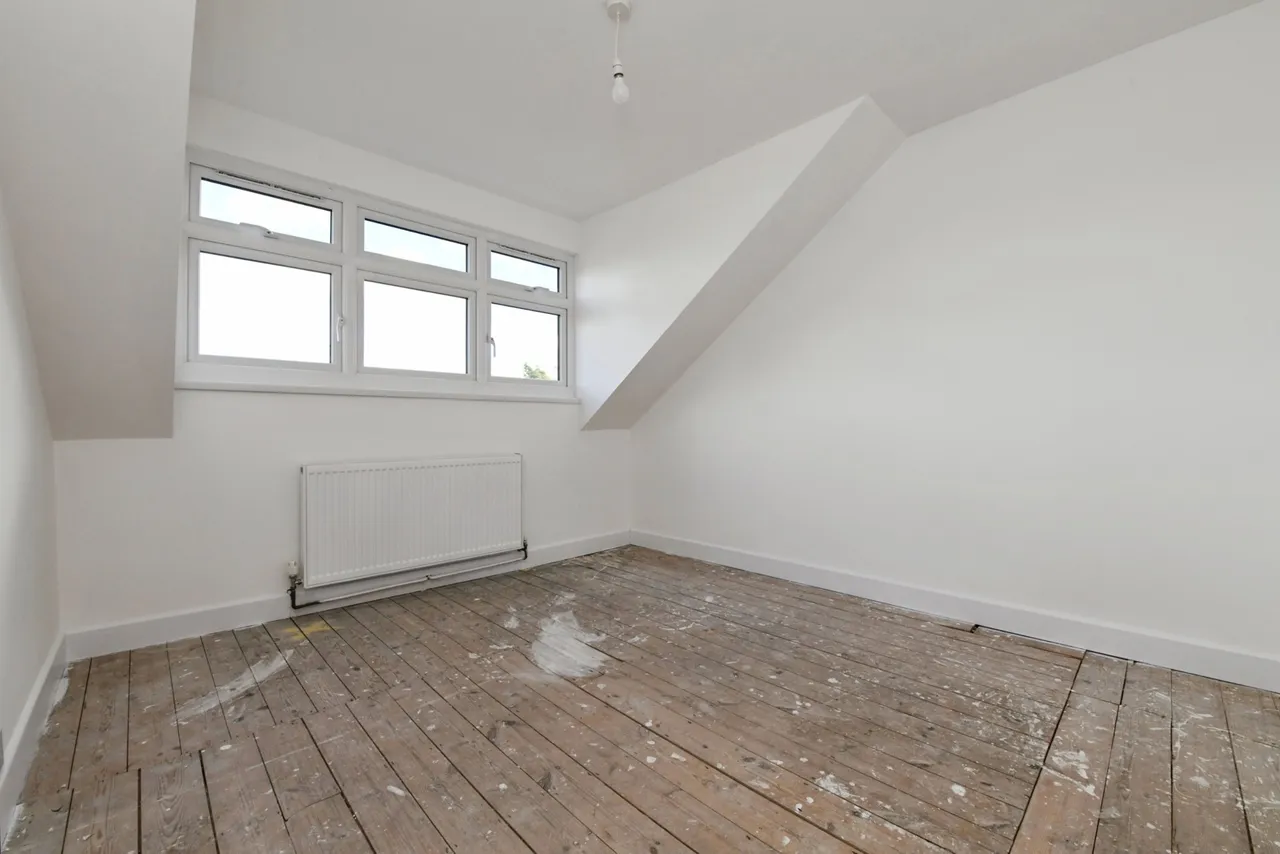 Eastern Road, RAYLEIGH, Essex, SS6, photo 13