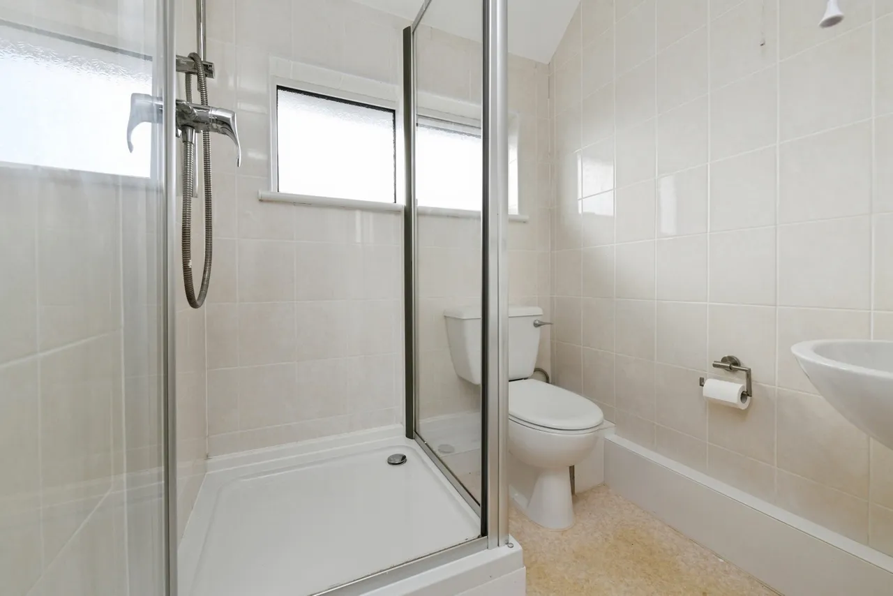 Eastern Road, RAYLEIGH, Essex, SS6, photo 18