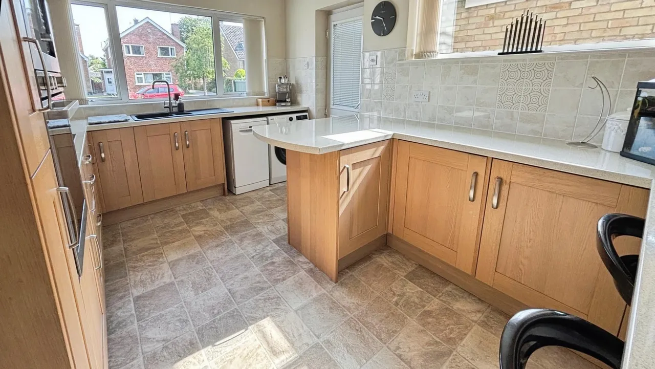 Park View Avenue, Branston, LN4, photo 6