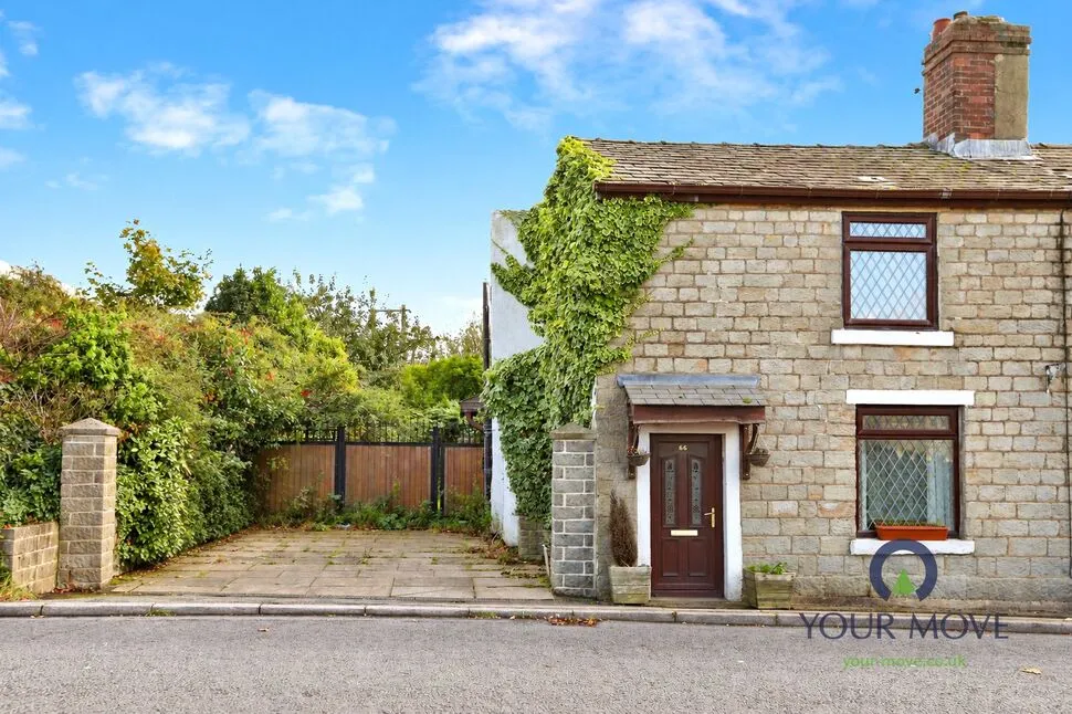 2 bed house for sale, Blackamoor Road, Guide, BB1