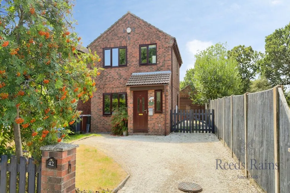 3 bed house for sale, Park Lane, Barlow, YO8