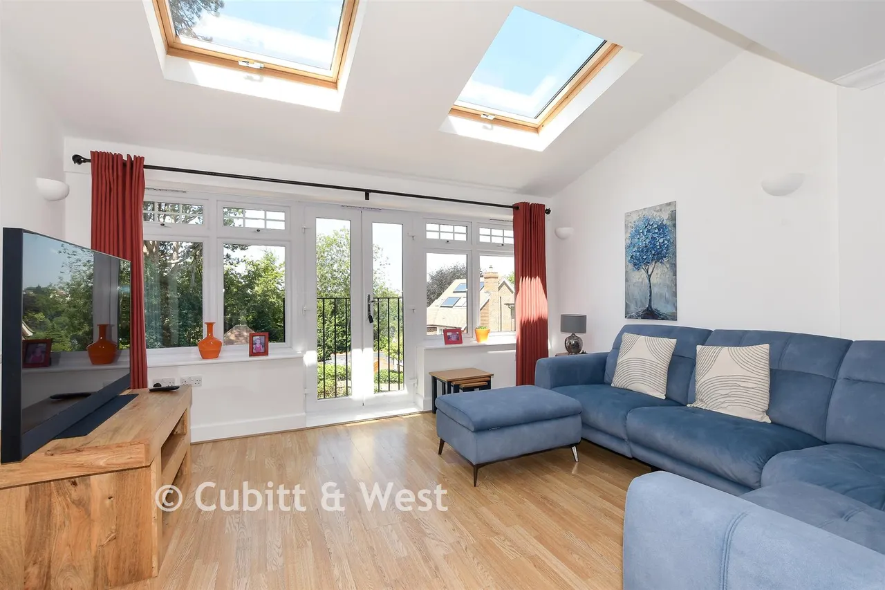 Tupwood Gardens, Caterham, CR3, photo 6