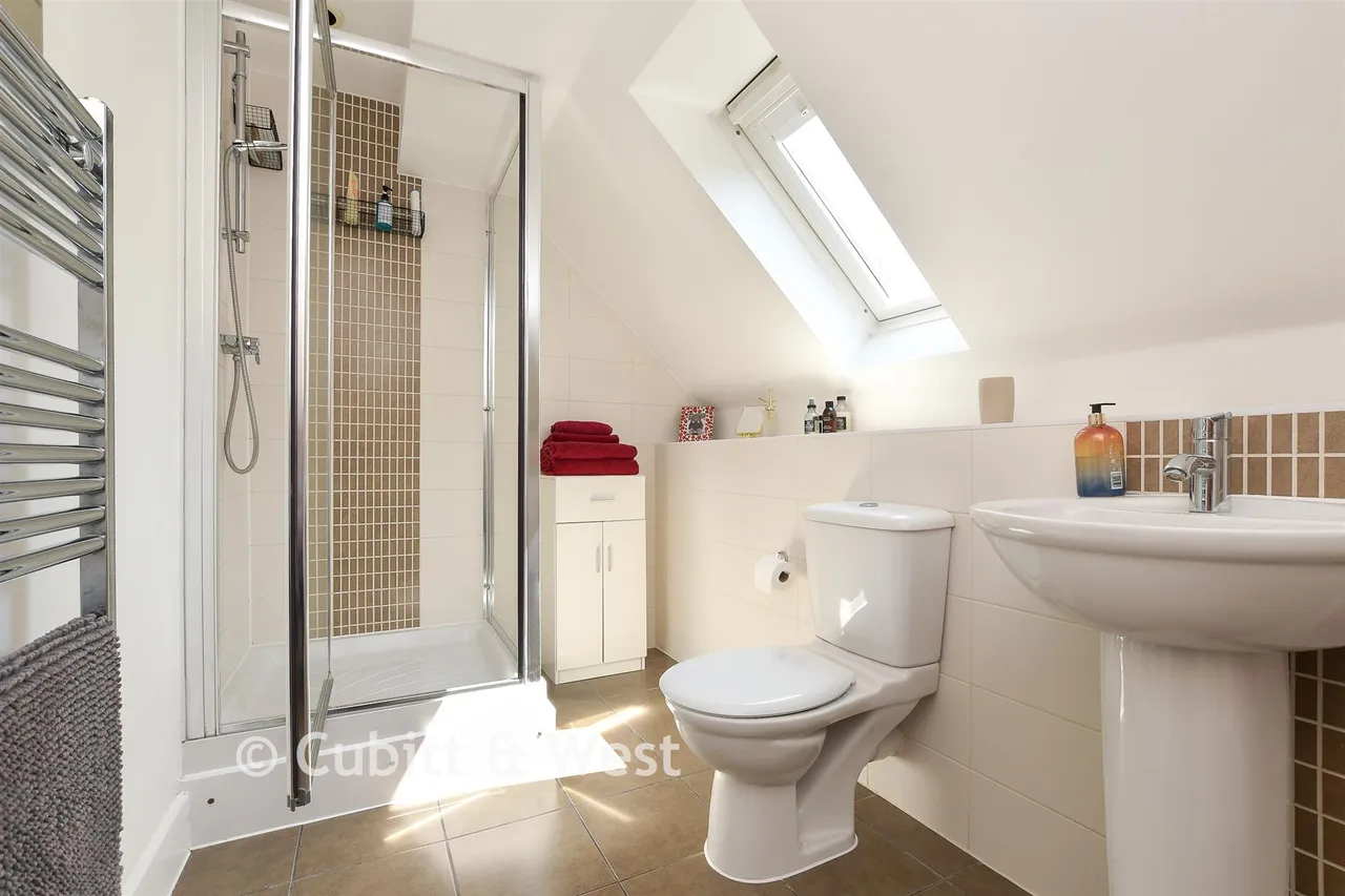 Tupwood Gardens, Caterham, CR3, photo 14