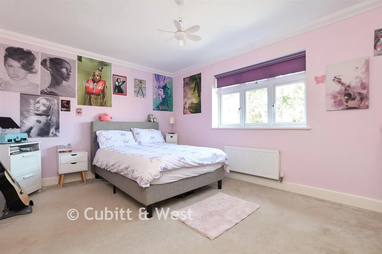 Tupwood Gardens, Caterham, CR3, photo 15
