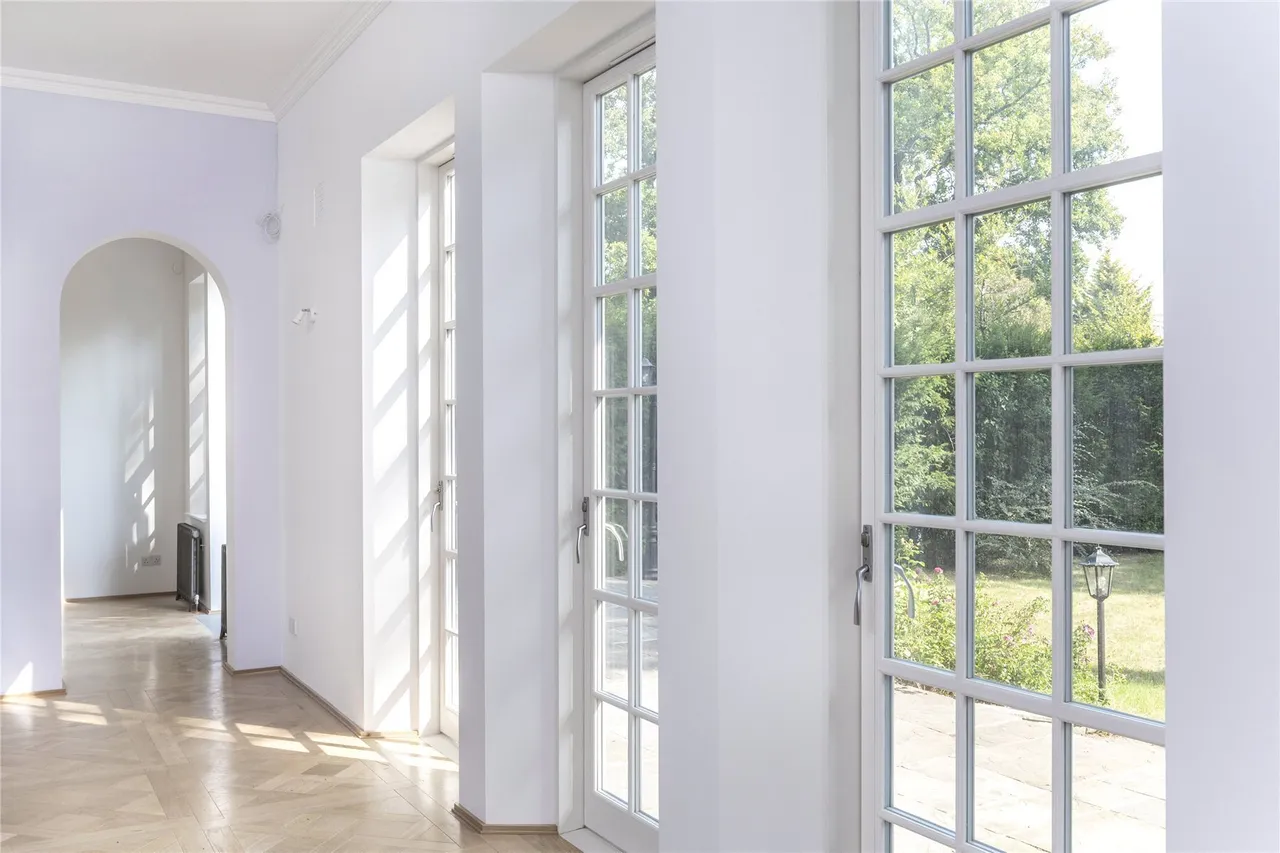 Coombe Hill Road, Kingston upon Thames, KT2, photo 11