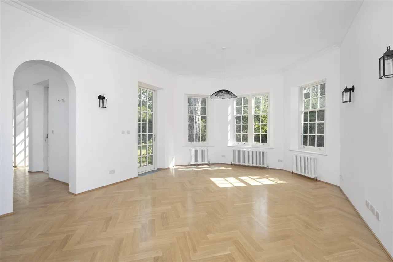 Coombe Hill Road, Kingston upon Thames, KT2, photo 4