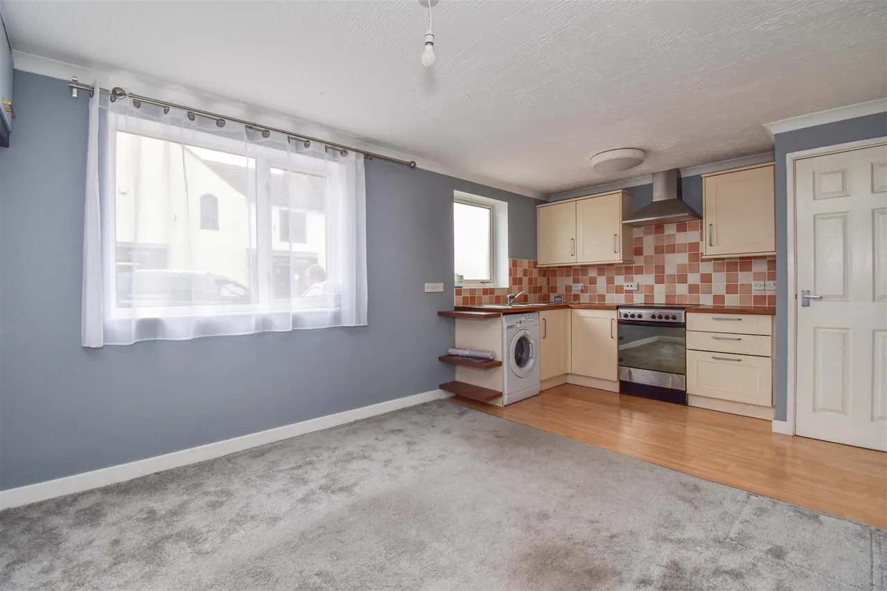 Langton Court, Penrith, photo 2