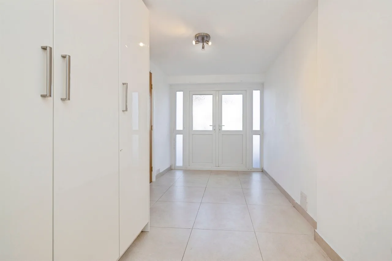 Swiss Avenue, Watford, WD18, photo 8