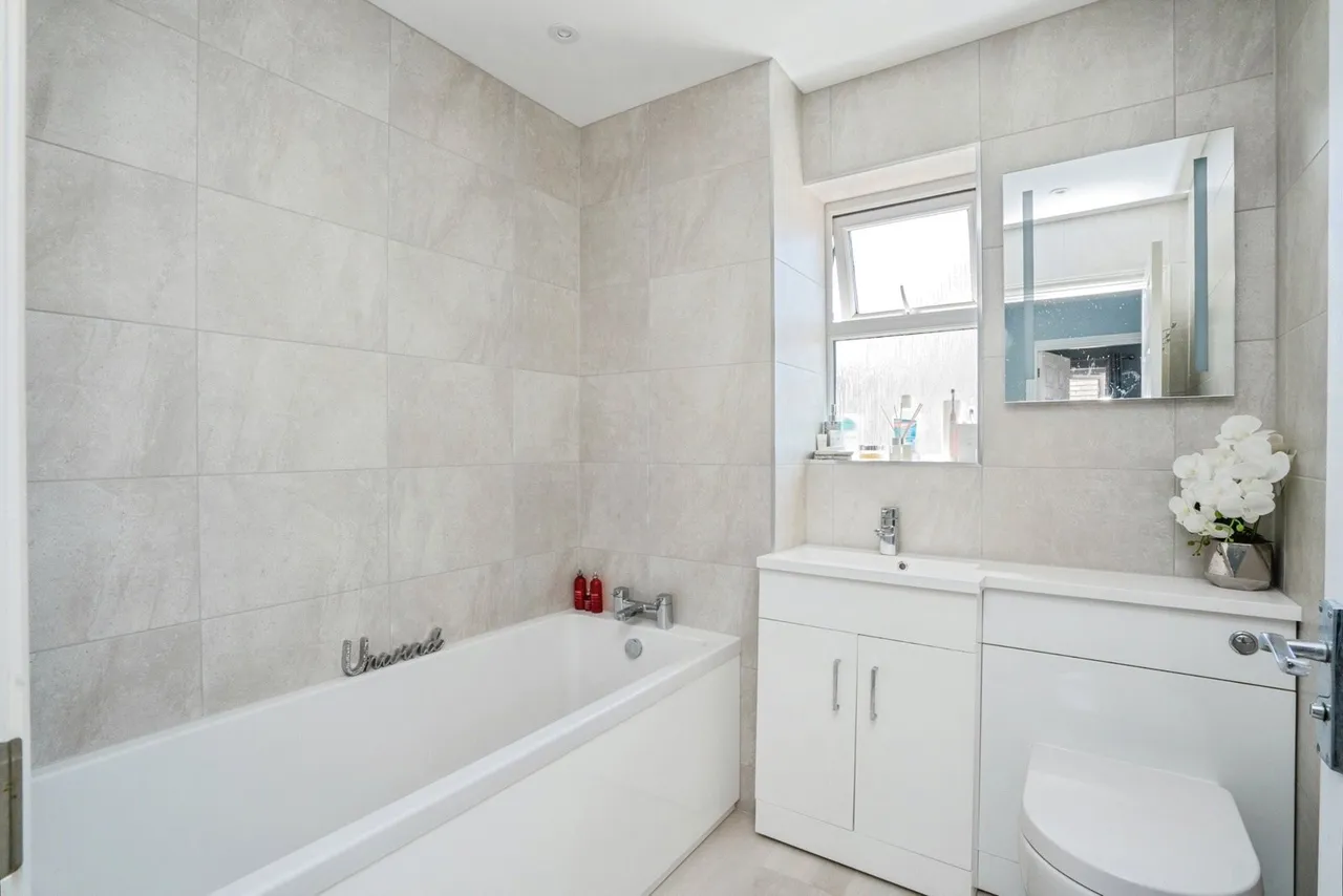 Cotton Road, Portsmouth, PO3, photo 12