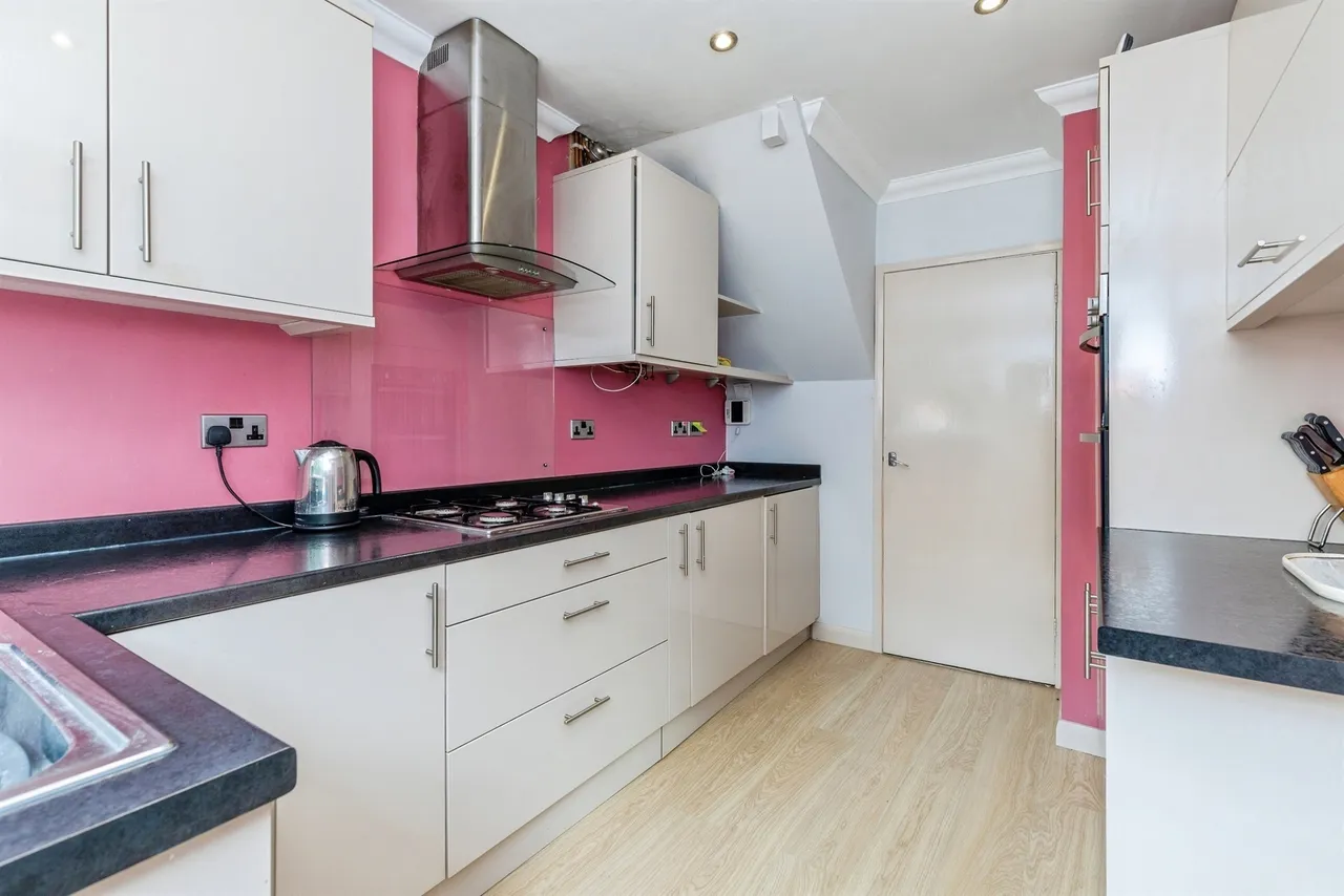 Norman Close, Wigmore, ME8, photo 2