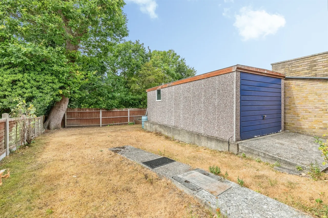 Norman Close, Wigmore, ME8, photo 4
