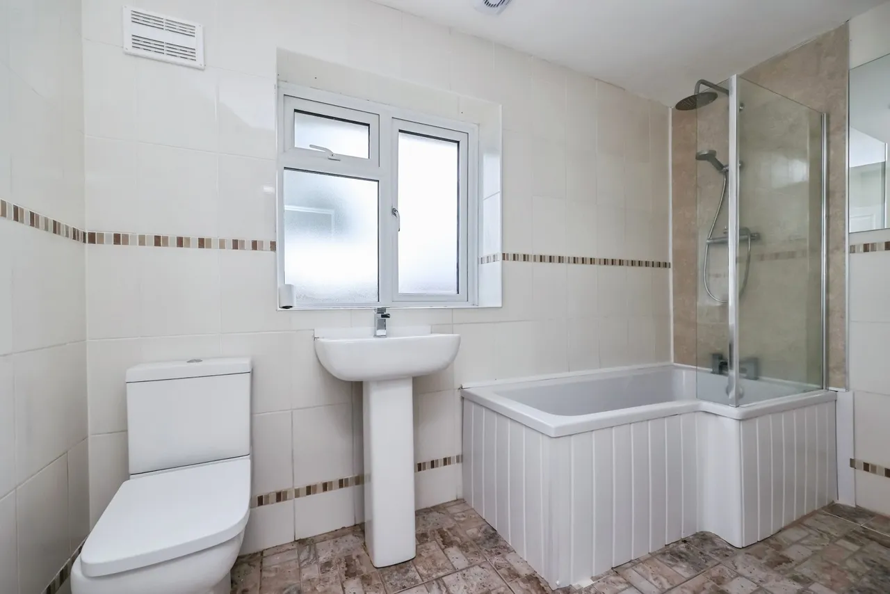Foxearth Avenue, Clifton, NG11, photo 14
