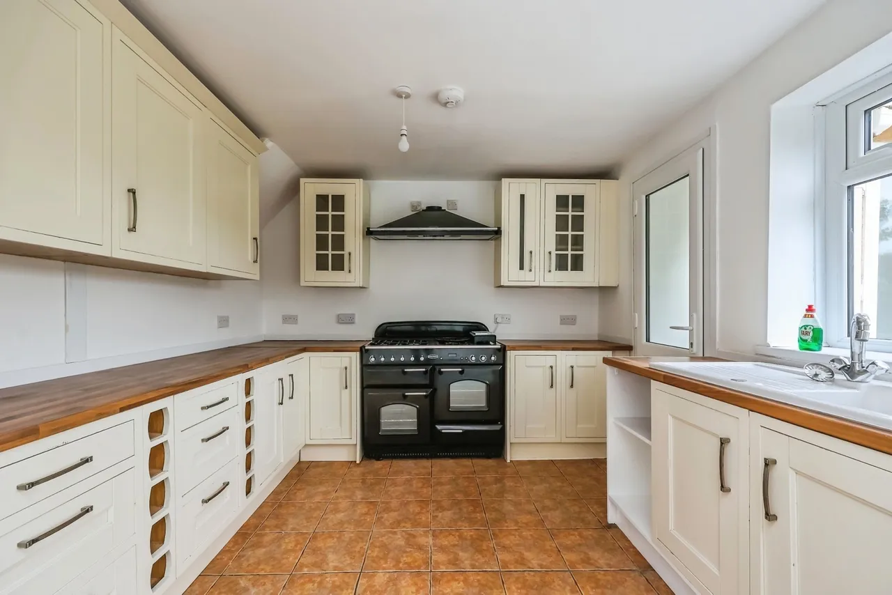 Foxearth Avenue, Clifton, NG11, photo 2