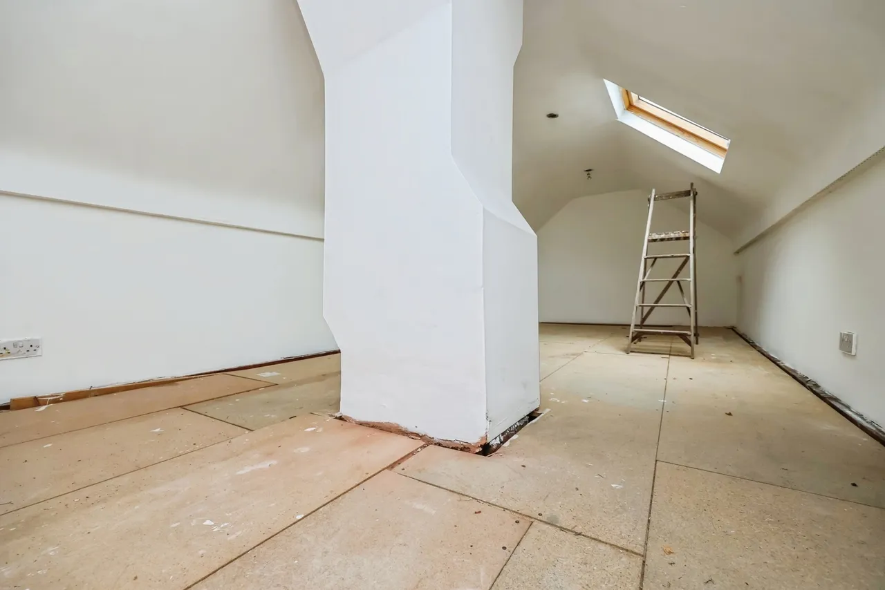 Foxearth Avenue, Clifton, NG11, photo 16