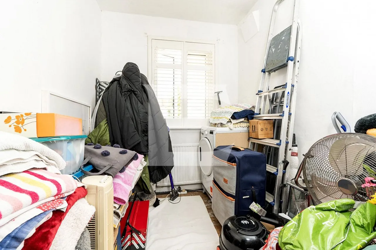 Grants Close, Mill Hill, NW7, photo 15