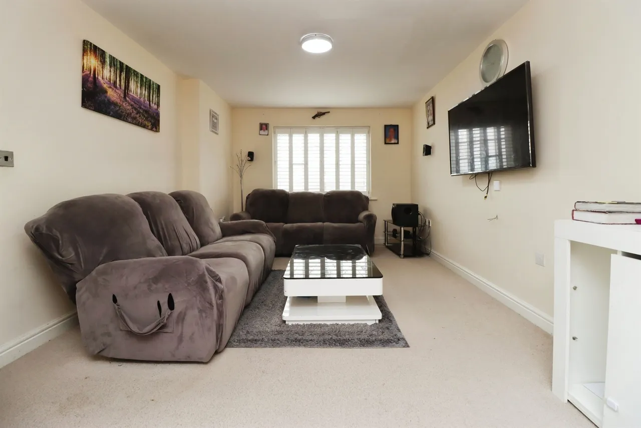 Thompson Way, Rothwell, Kettering, photo 6