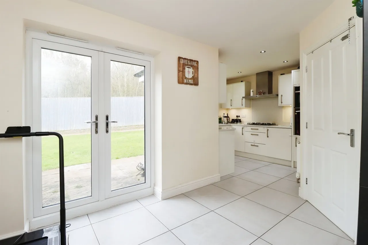 Thompson Way, Rothwell, Kettering, photo 3