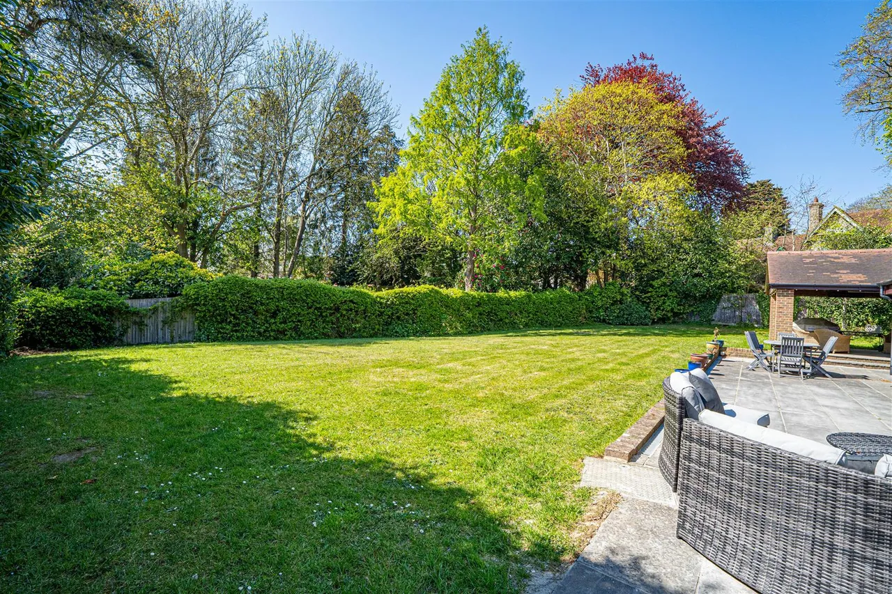 Ridgewood Gardens, Hastings, photo 10